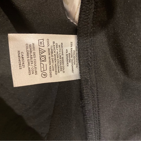 LOFT buttons packets folded hem slime black pants size 12 - Picture 10 of 10